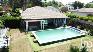 House at Léon (40550)