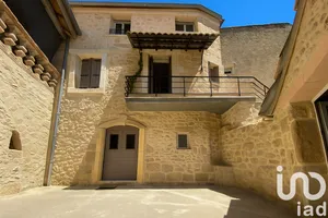 Village house at Loupian (34140)