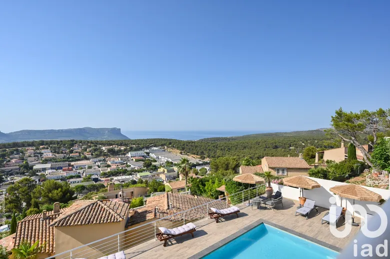 Maison 8 pièces 280 m² · à Carnoux-en-Provence · 280 m² · 1 370 000 €