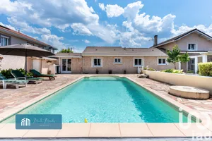 Traditional house at Bonson (42160)