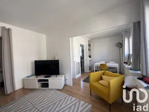Apartment at Paris (75016)