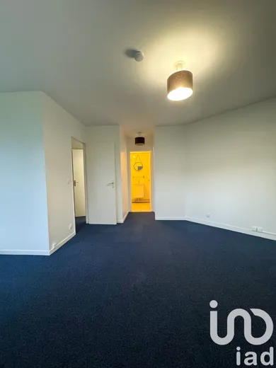 Studio à Noisy-le-Grand (93160)