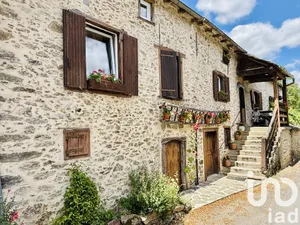 Maison traditionnelle à Crespin (12800)