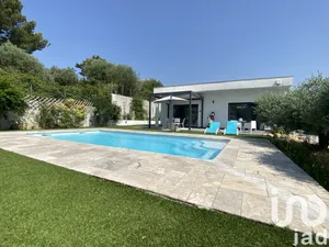 Maison d'architecte à Caromb (84330)