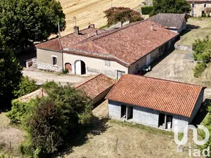 Maison à Bessac (16250)