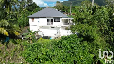Maison traditionnelle à Trois Rivière, Guadeloupe (97114)