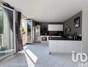 Apartment at Paris (75012)