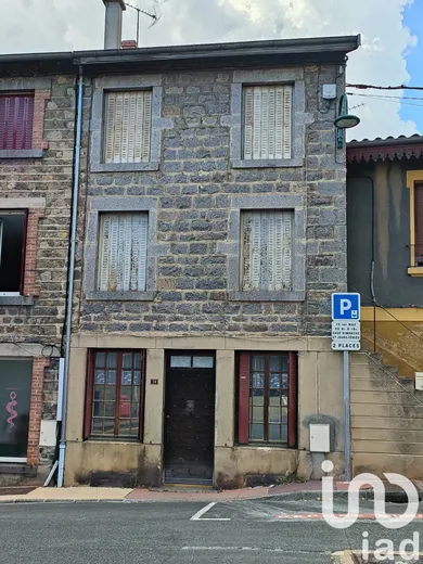 Maison de village à Saint-Laurent-de-Chamousset (69930)