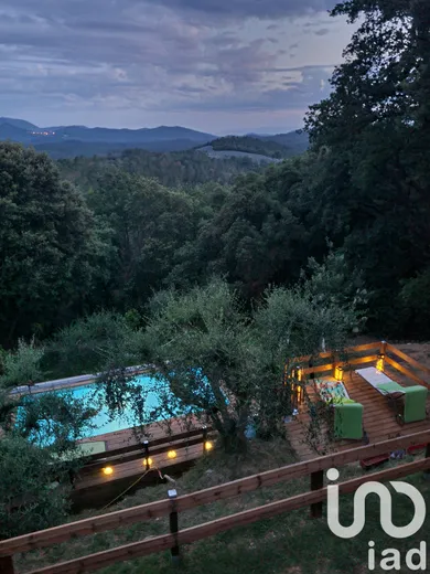 Traditional house at Tanneron (83440)