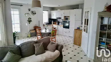 Apartment in Carrières-sous-Poissy (78955)