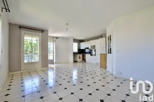 Apartment at Carrières-sous-Poissy (78955)