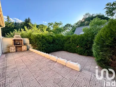 Maison traditionnelle à Noiseau (94880)