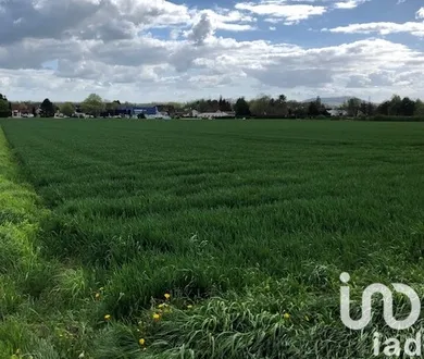 Building plot at Blancs Coteaux (51130)