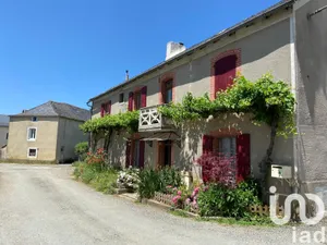Maison de village à La Salvetat-Peyralès (12440)