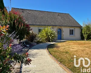 House at Treffieux (44170)