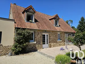 House at Le Luot (50870)
