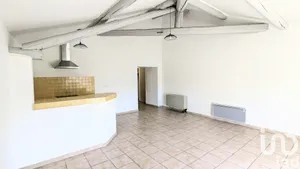 Appartement à L'Isle-sur-la-Sorgue (84800)