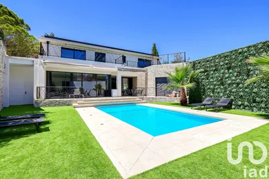 House at Nîmes (30900)