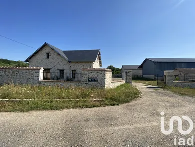 Domain at Samois-sur-Seine (77920)