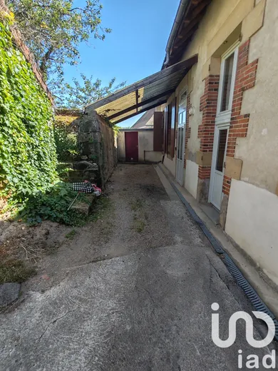 Village house in Tronget (03240)