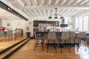 Village house at Moisson (78840)