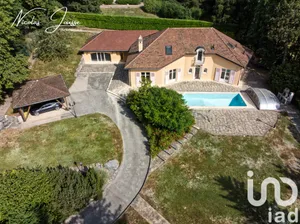 House at Gex (01170)