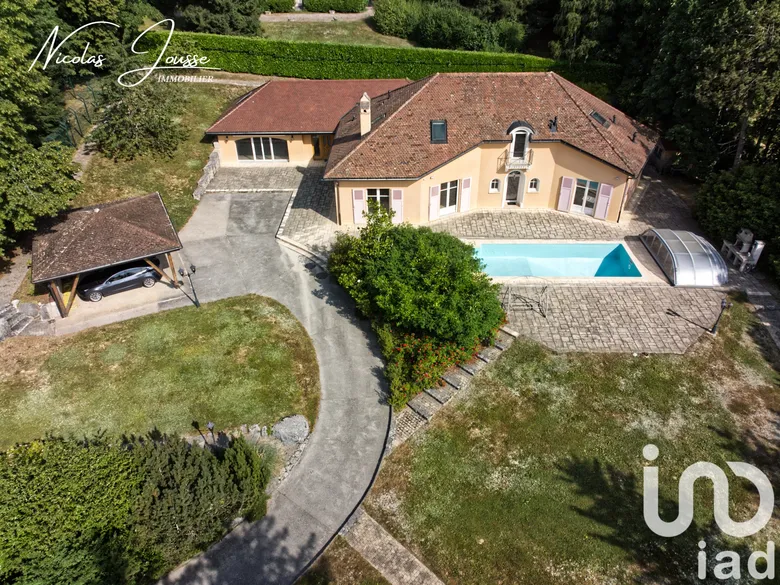 Maison 20 pièces 450 m² · à Gex · 450 m² · 2 200 000 €