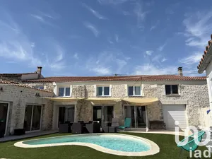 Traditional house in Nieulle-sur-Seudre (17600)