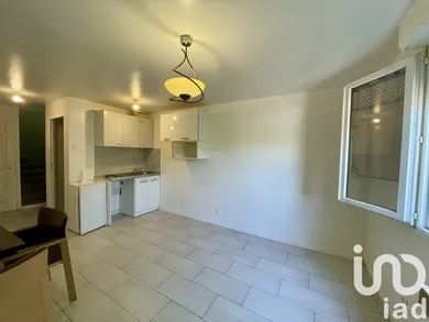 Immeuble à Dugny (93440)