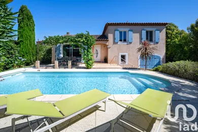 House at Istres (13800)