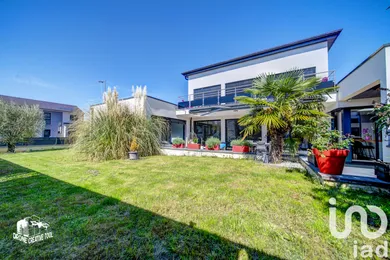 Architectural house at Terville (57180)