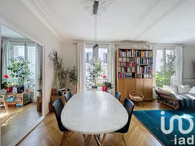 Apartment in Saint-Mandé (94160)