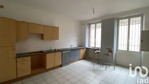 Building at Lembeye (64350)