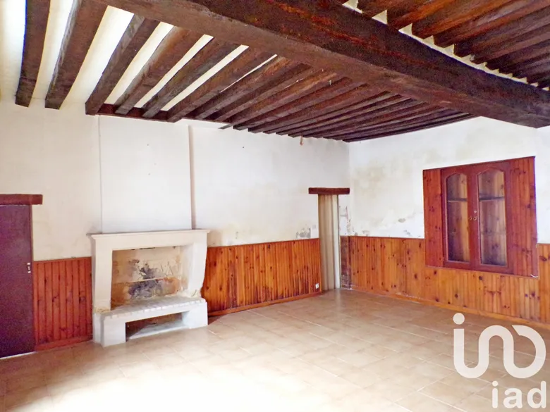 Maison 6 pièces 140 m² · à Saint-Genou · 140 m² · 32 000 €