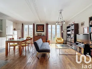 Apartment at Paris (75012)