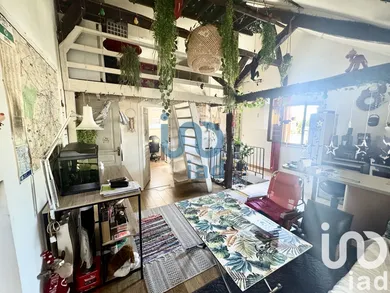 Apartment at Sens (89100)