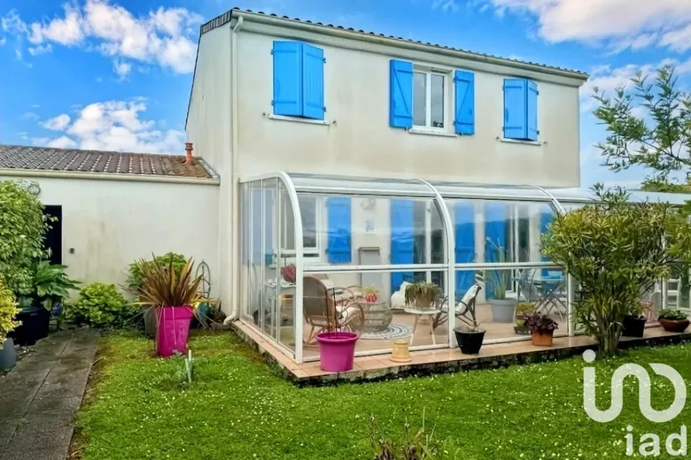 Maison 8 pièces 126 m² · à Marennes-Hiers-Brouage · 126 m² · 368 000 €