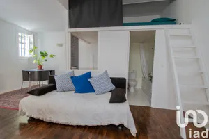 Apartment at Paris (75020)