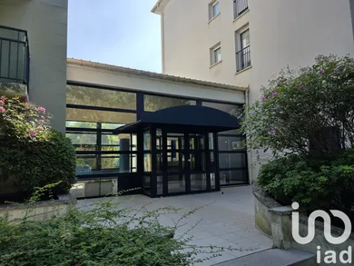 Appartement à Sainte-Geneviève-des-Bois (91700)