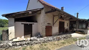 Maison de campagne à Ozenay (71700)
