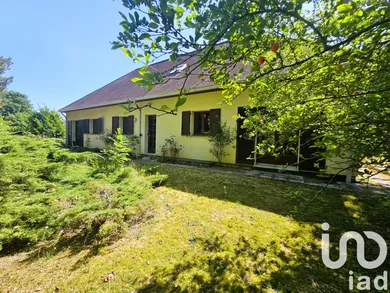 Traditional house in Le Coudray-Montceaux (91830)