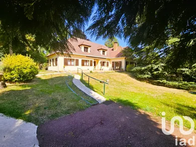 Traditional house at Le Coudray-Montceaux (91830)