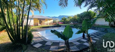 Traditional house at Saint-Pierre (97432)