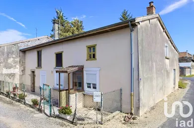 Village house at Bouy (51400)