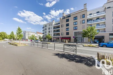 Apartment at Jouy-le-Moutier (95280)