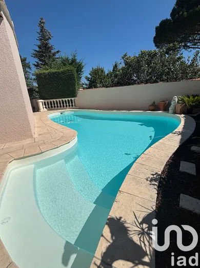 House at Le Beausset (83330) — 3/25