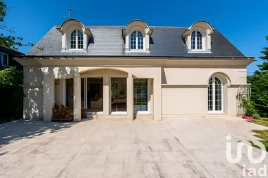 House in L'Haÿ-les-Roses (94240)