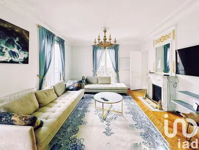 Appartement à Paris (75007) — 2/15