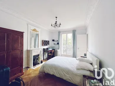 Appartement à Paris (75007) — 12/15