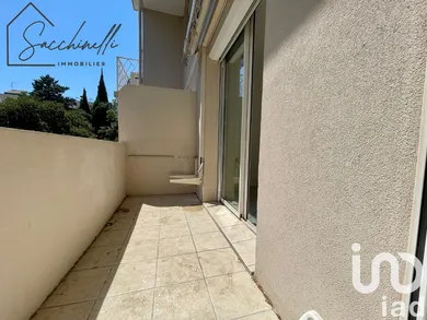 Apartment in Toulon (83000)